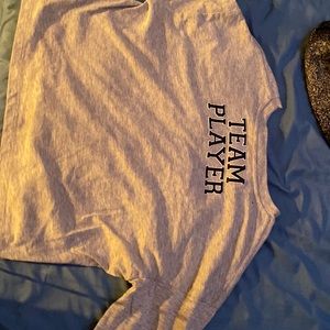 A rally nice shirt soft it’s XL14-16